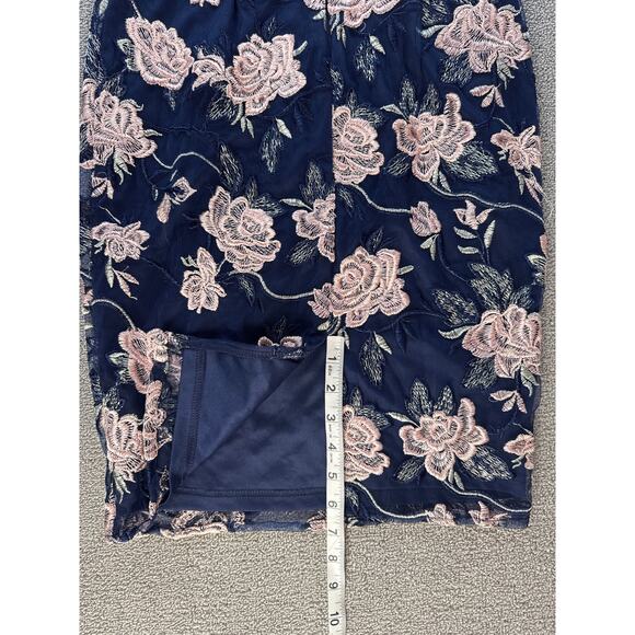 Lulus Dress As Time Grows By Navy Blue Floral Embroidered Bodycon Size Small - Picture 12 of 12